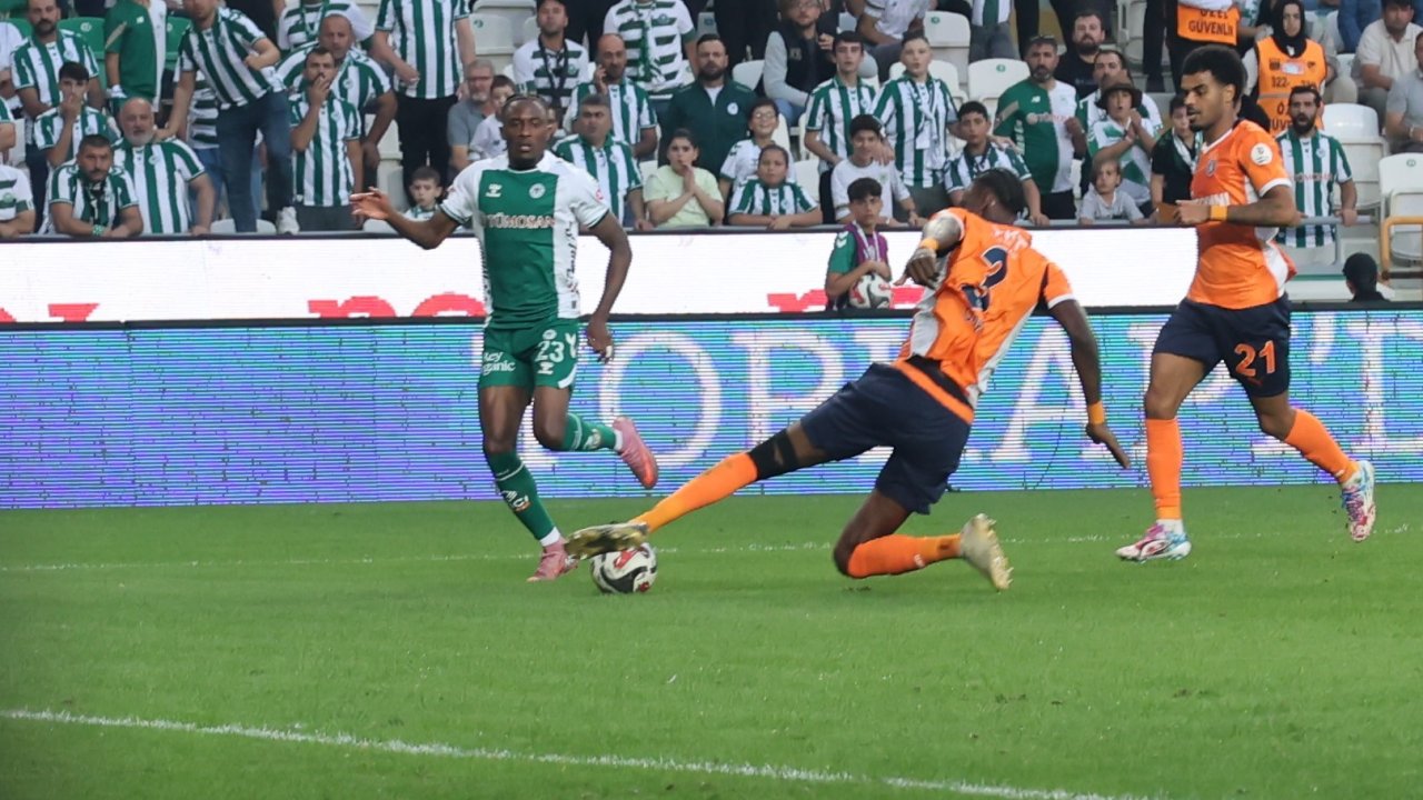 Konyaspor-Başakşehir FK rekabetinde 31. randevu! Galibiyet için sahaya çıkacak