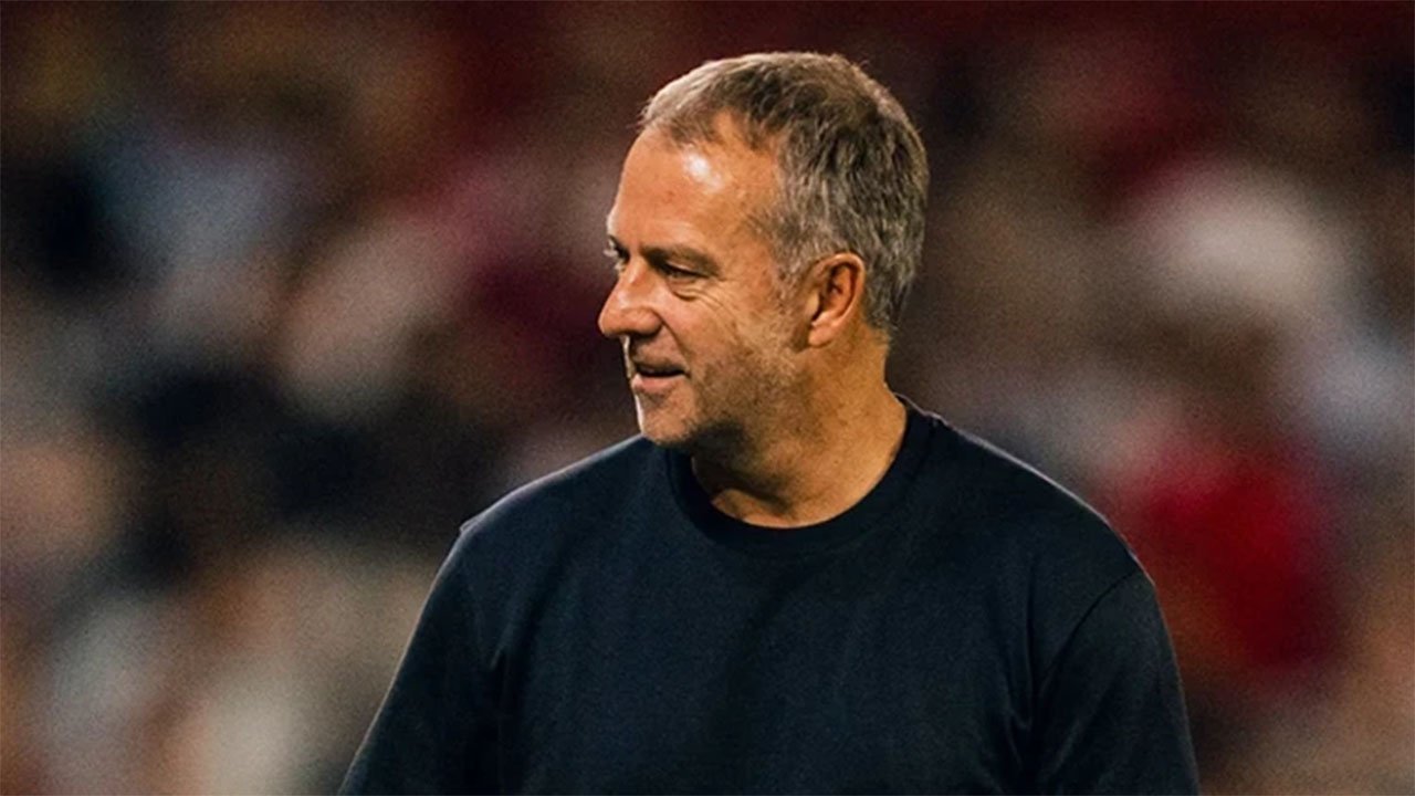 Hansi Flick'ten Galatasaray sözleri: Dünyanın en iyi atmosferinden biri