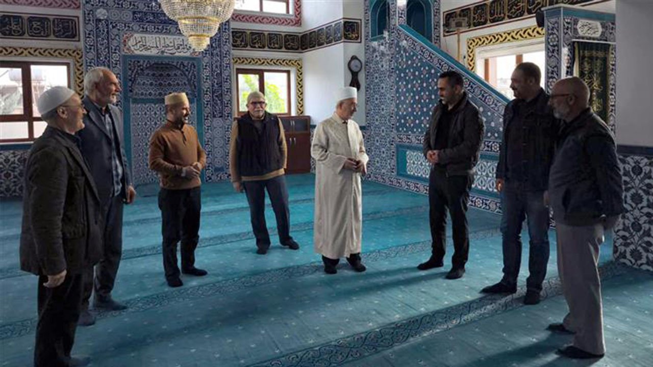 Konya’da Müftü Taş’tan Esnaf Ziyareti! Sanayi Camii’nde Cemaatle Buluştu