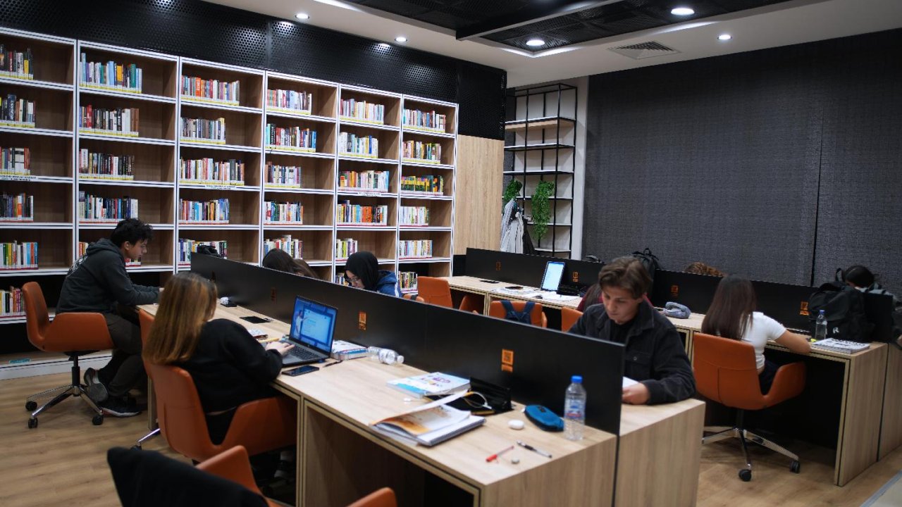 Konya’da Gençlik Merkezi Hareketlendi! Güz Dönemi Eğitimleri Başladı
