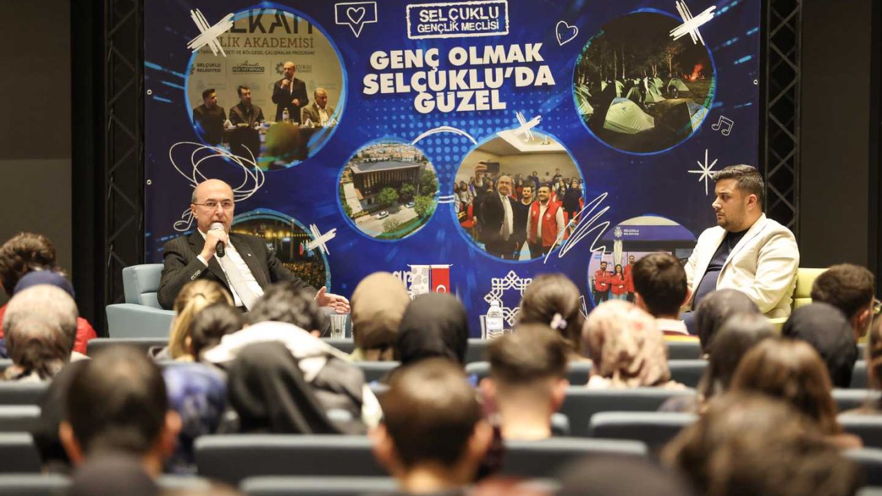 Konya’da Gençlik Buluşması! Başkan Pekyatırmacı Üniversitelilerle Bir Araya Geldi