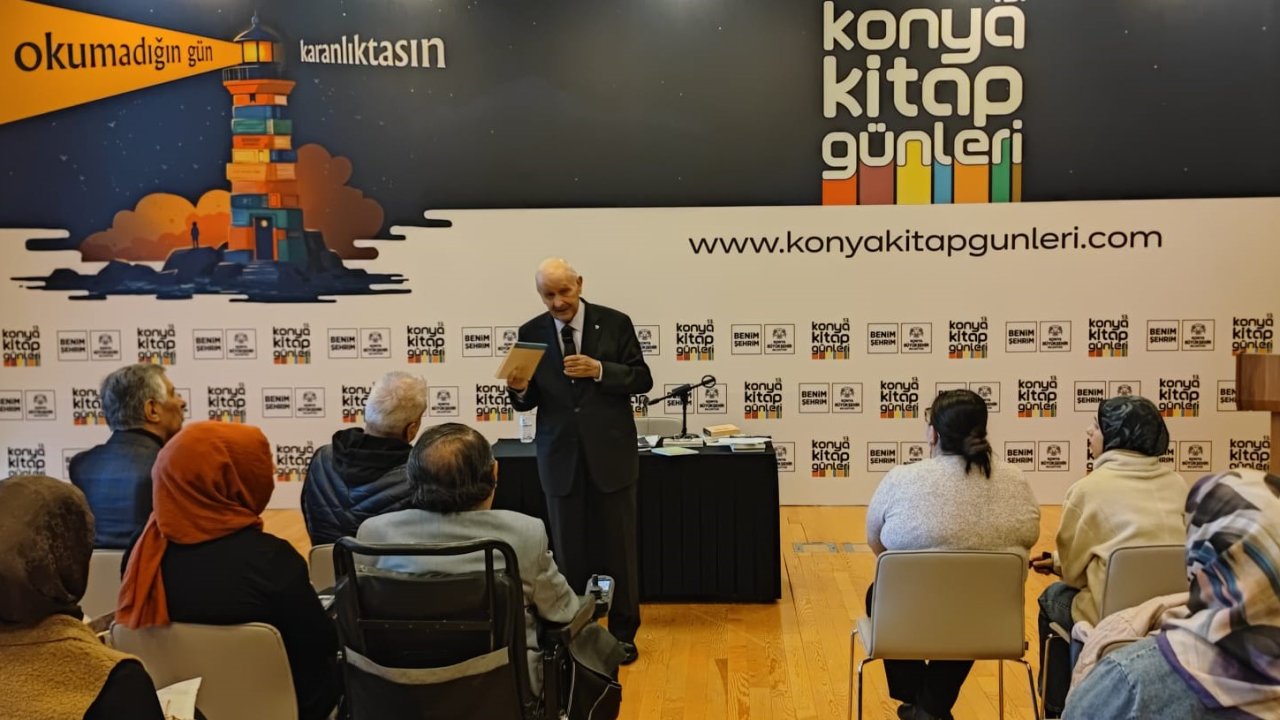 Konya Kitap Günleri’nde Saim Sakaoğlu Rüzgârı: “Benim Kütüphanelerim” başlıklı söyleşi düzenledi