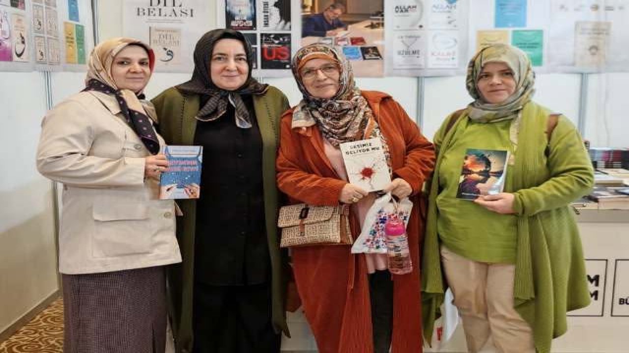 Ödüllü Yazar Koçak, "Sesimiz Geliyor Mu?" İsimli Yeni Eserini Okurlarına İmzaladı