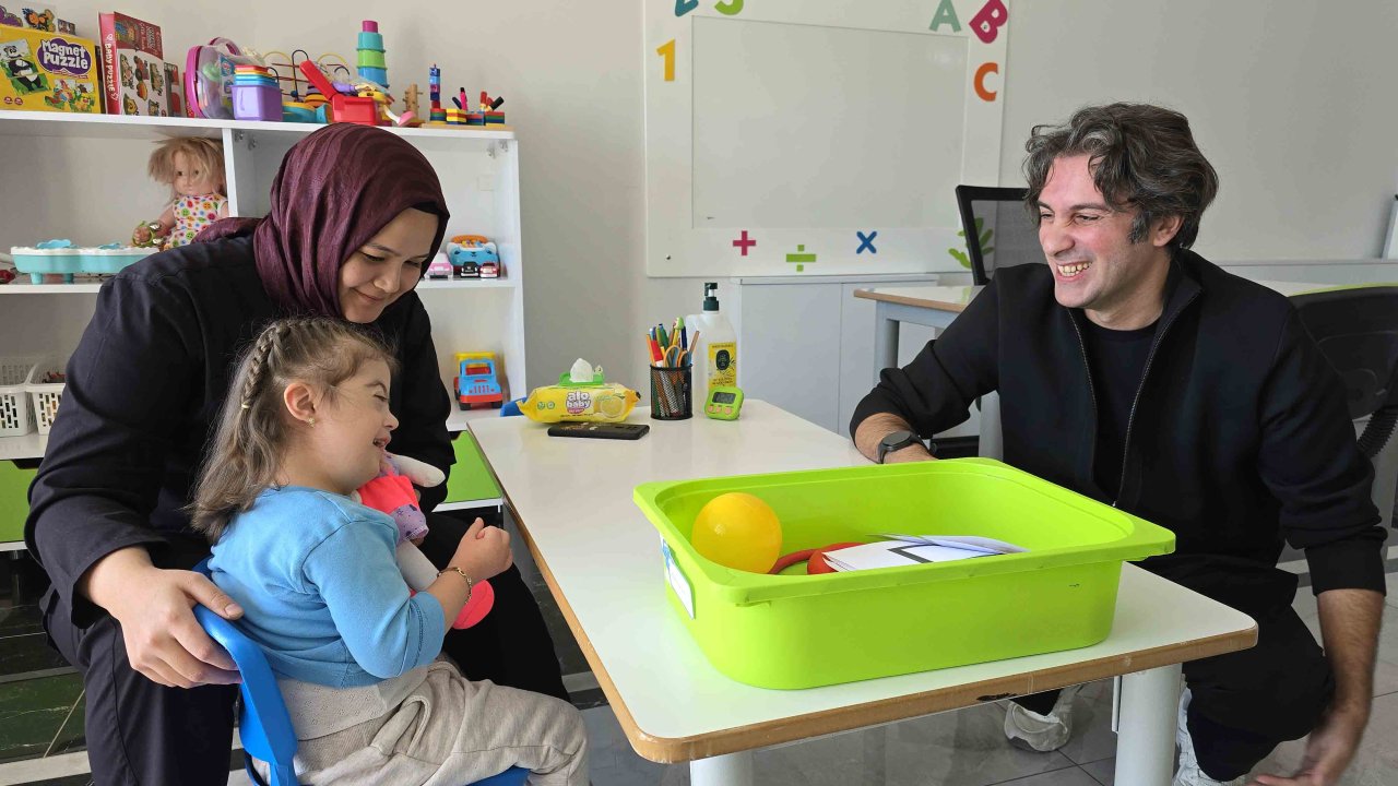 Ünlü isimler, DOSD Meram’a Hayran Kaldı! Bilim ve Sanat Dünyasından DOSD Meram’a Övgü