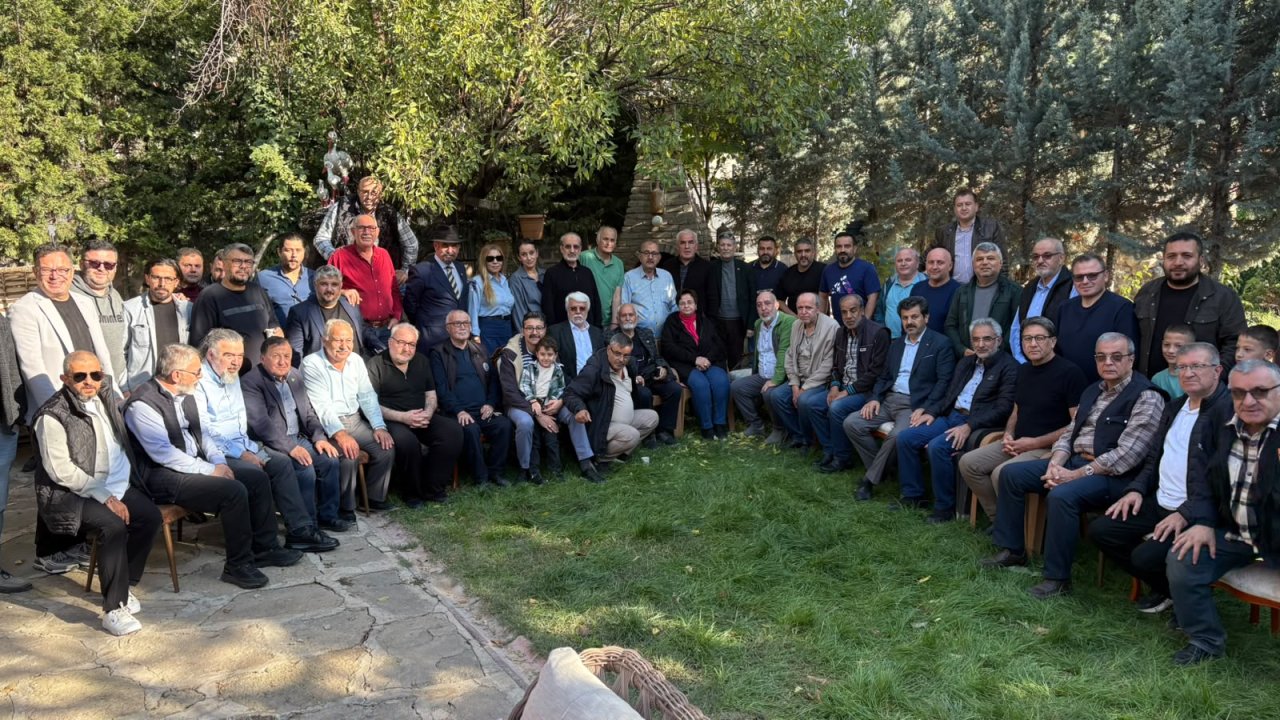 Konya Basını 4. Kez Büyük Etkinlikte Buluştu! Deneyimli İsimler ve Genç Gazeteciler bir araya geldi