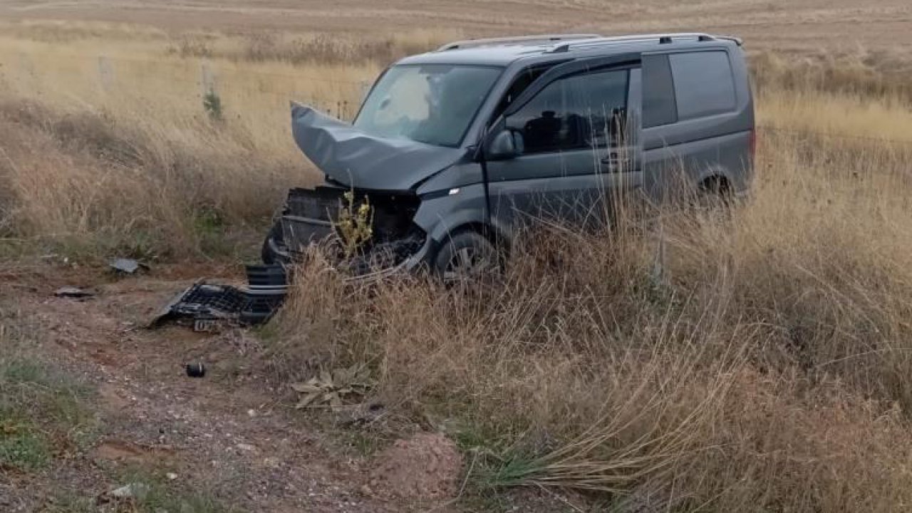 Konya’da iki minibüs kafa kafaya çarpıştı! 3 yaralı