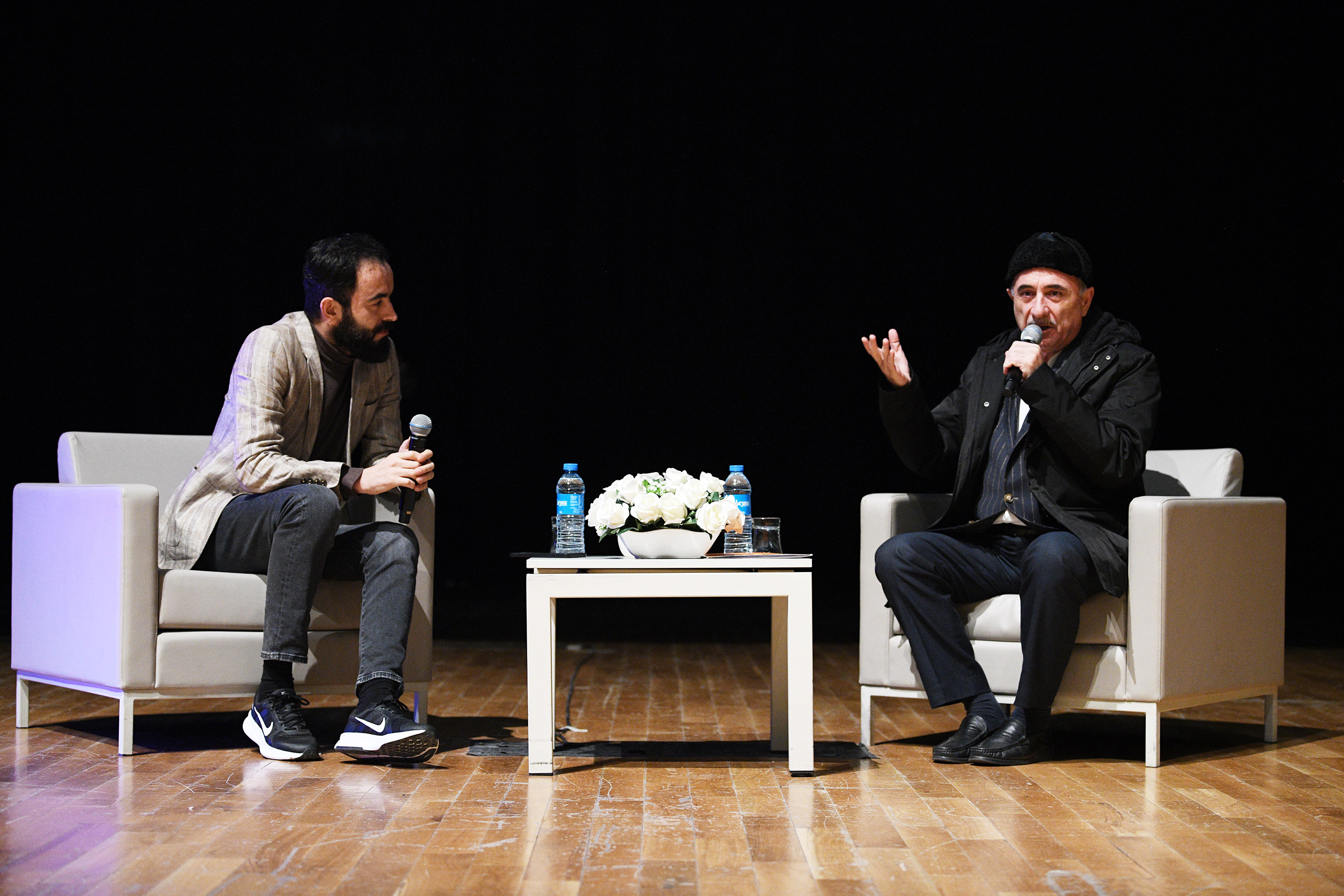 Nurullah Genç Konya’da Gençlere Başarının Sırrını Anlattı