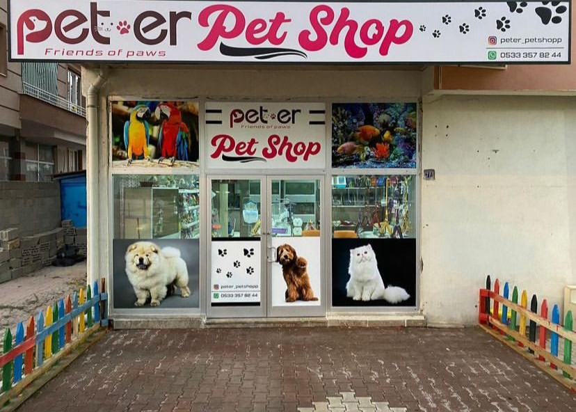 Pet Shop’ taki Uyuşturucu Partisine Polis Baskını