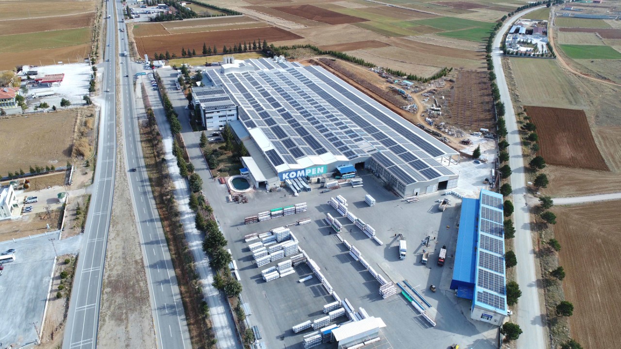 GES Kapasitesini 2 Kat Artıran Kompen, Yıllık Enerji Tüketiminin Yüzde 55’ini GES’ ten Sağlıyor