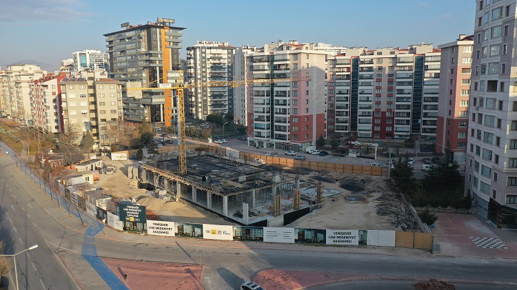 Yenişehir Sosyal Tesisi ve Lise Medeniyet Akademisi Hızla Yükseliyor