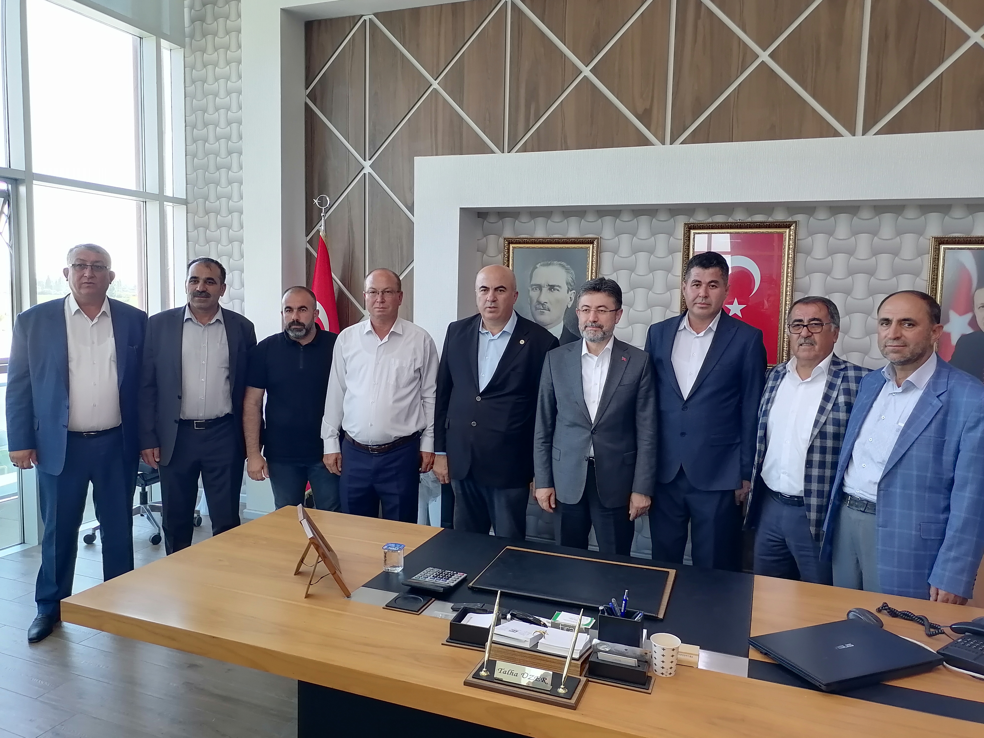 Yumaklı, Konya'da sektör Temsilcileriyle Bir Araya Geldi