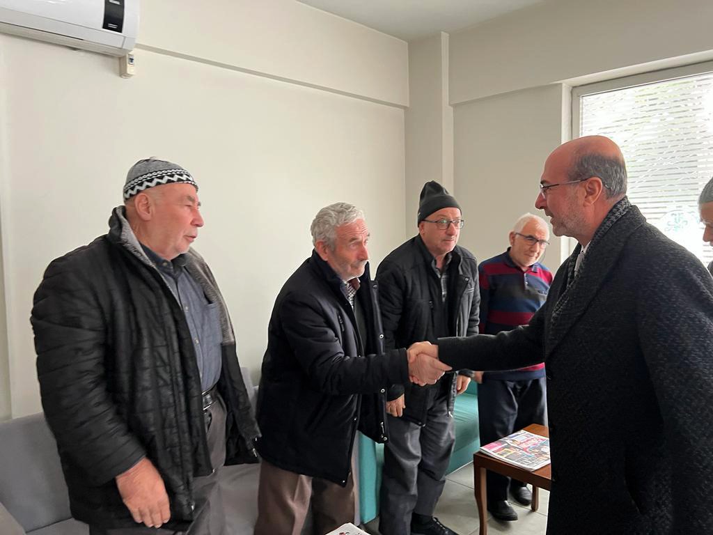 Başkan Pekyatırmacı Her Fırsatta Esnaf ve Vatandaşlarla Bir Araya Geliyor