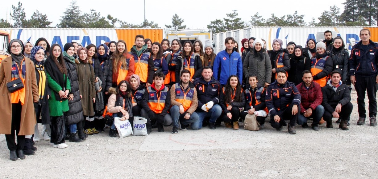 NEÜ’de Geleceğin Paramedikleri  ‘Destek AFAD Gönüllüsü’ Oldu