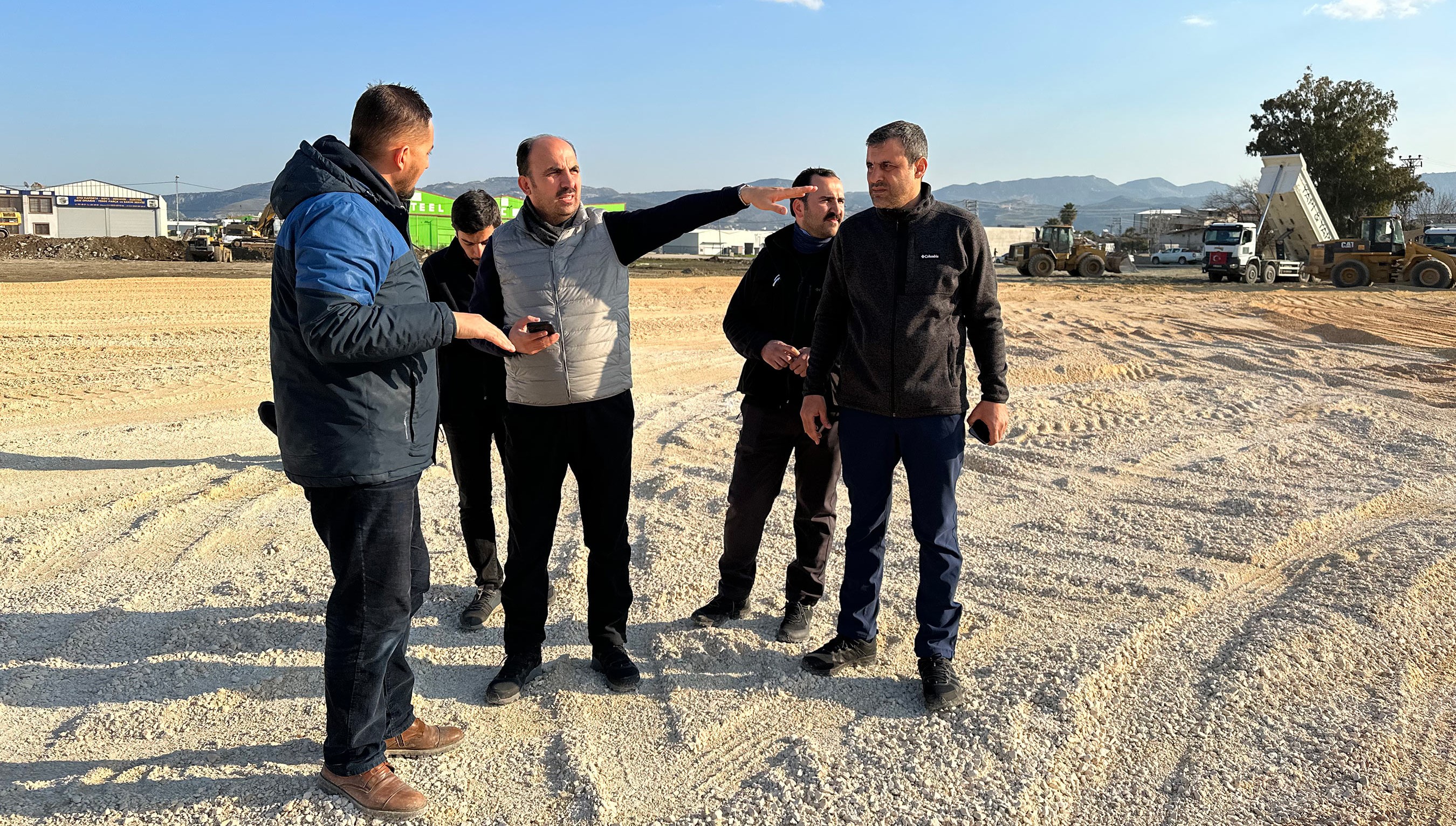 Başkan Altay, Hatay’da Kurulacak Konteyner Kent Alanını İnceledi