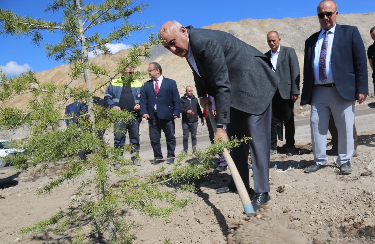 Konya Şeker’den Büyük Çevre Dönüşümü, Atık Toplama Alanı Ağaçlandırılıyor