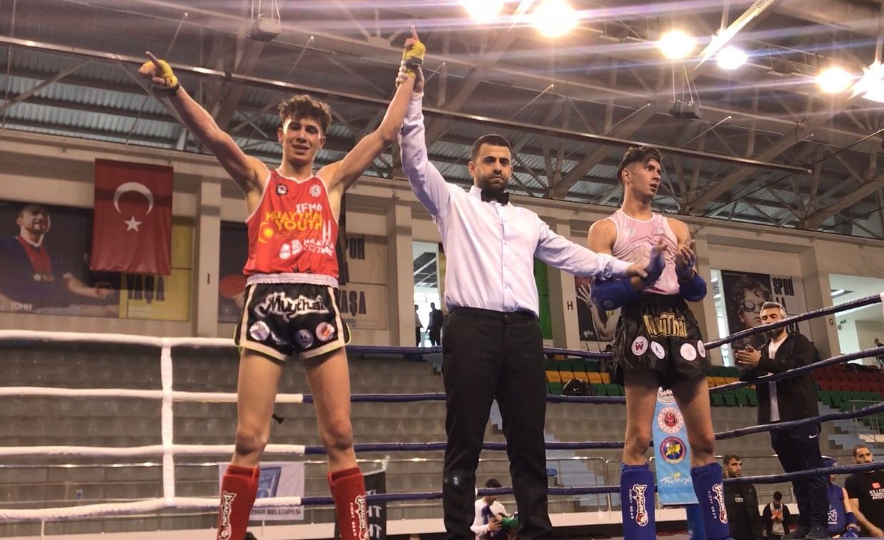 Meram Belediyespor'lu Sporcular Üç Madalya ile Döndü