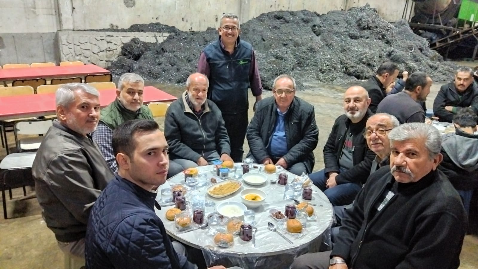 Ekmekcibaşı İftar'da Ağırladı