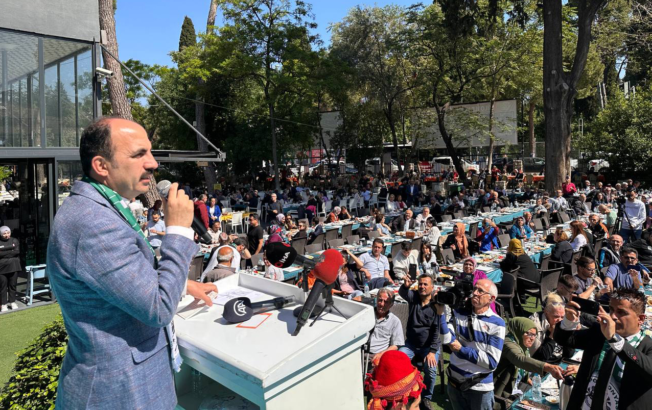 İzmir’deki Konyalılarla Buluşan Başkan Altay; “Konyalılar İzmir’de Çok Güçlü”
