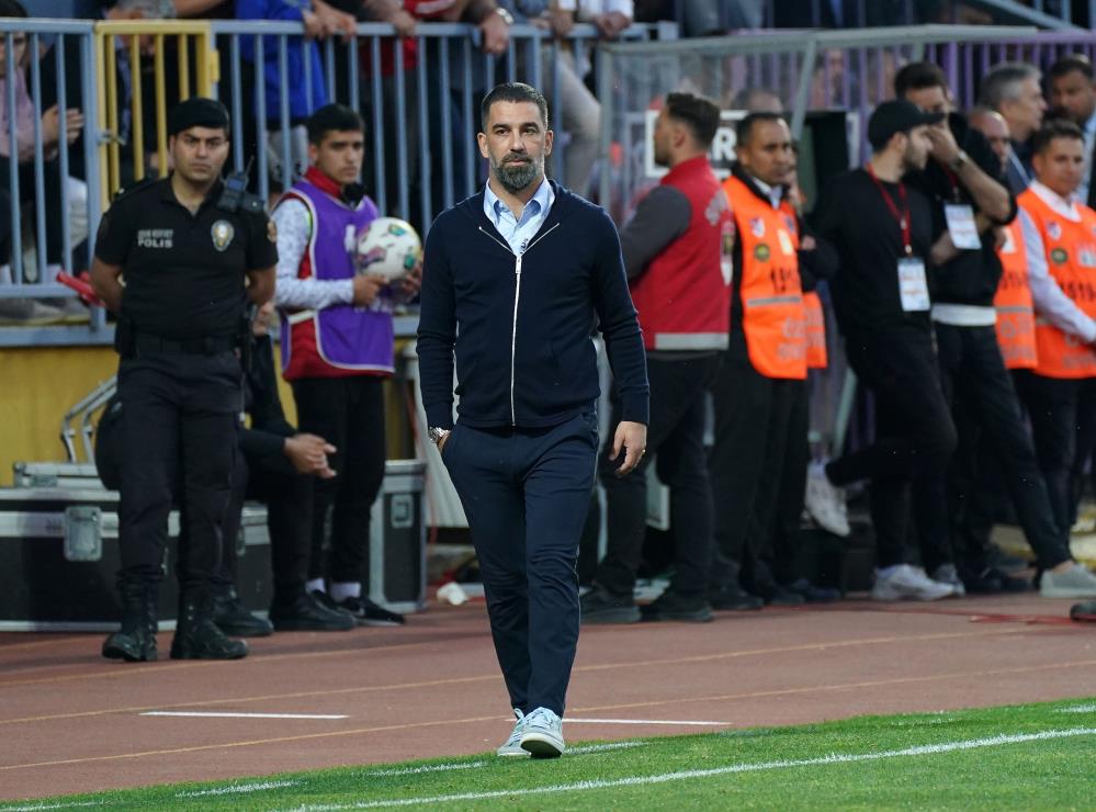 Arda Turan: "İnşallah Bodrum’da kazanan taraf olup, finale kalmak istiyoruz"