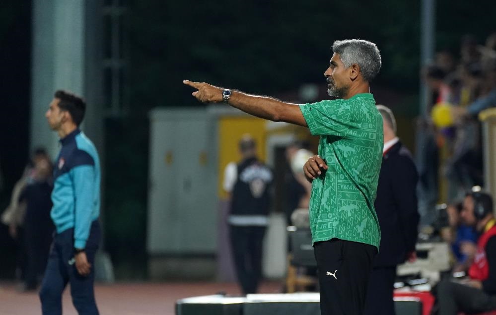 İsmet Taşdemir: "Çok dengeli başladık, talihsiz bir gol yedik"