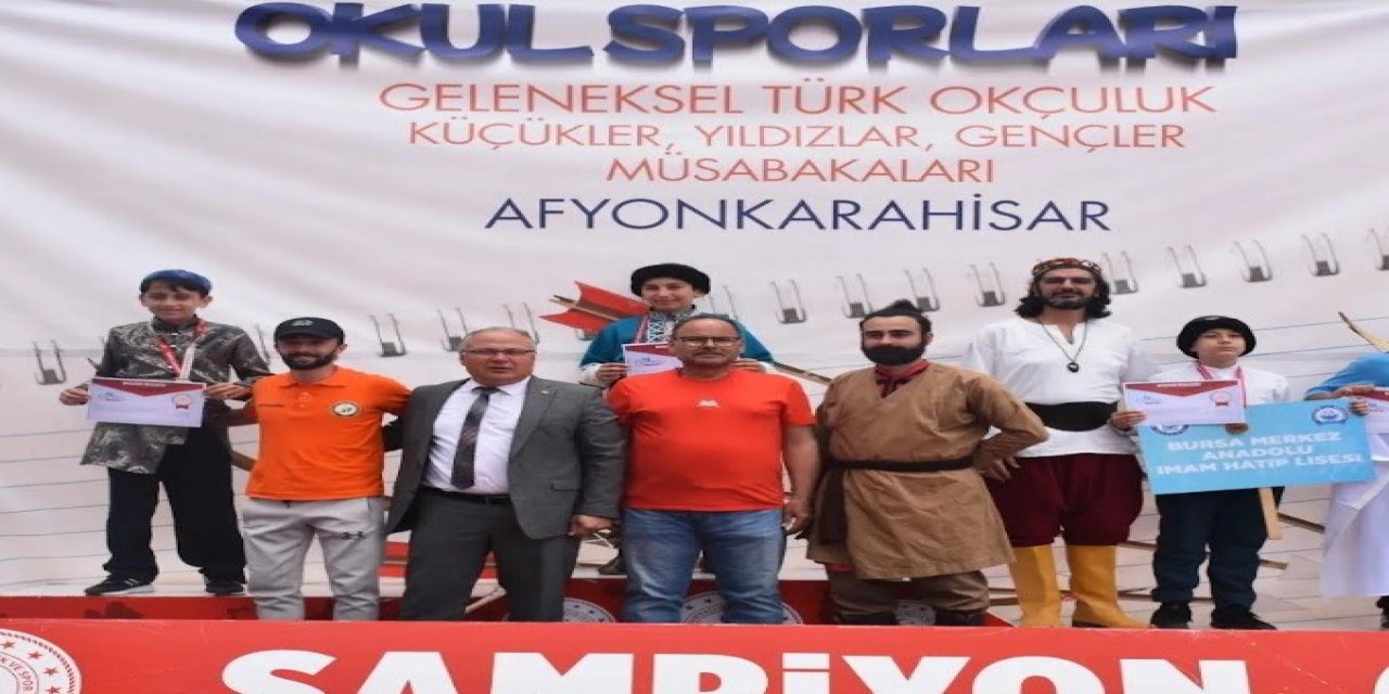 Tavşanlılı küçük okçu Türkiye ikincisi