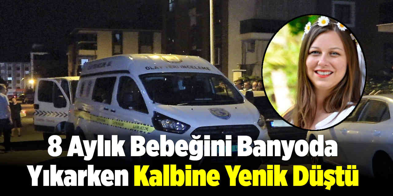 8 Aylık Bebeğini Banyoda Yıkarken Kalbine Yenik Düştü