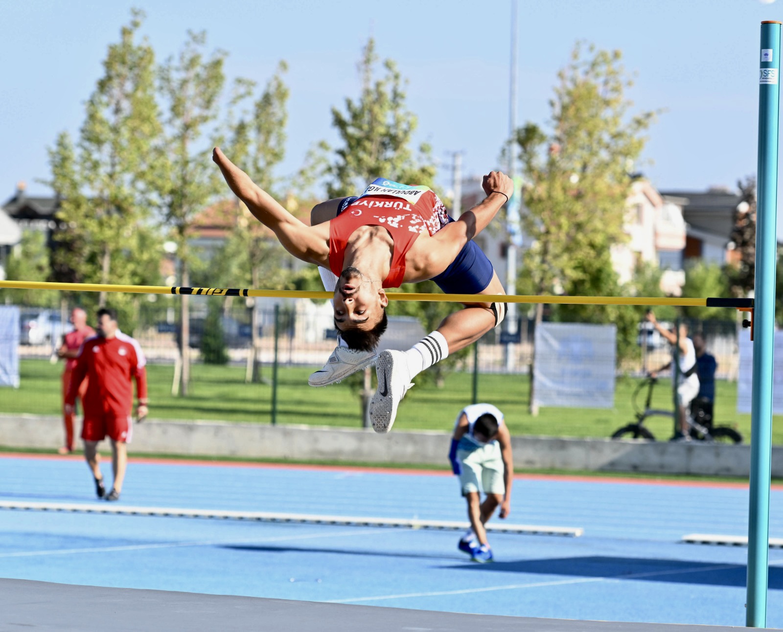 Abdullah Ilgaz’dan Gümüş Madalya