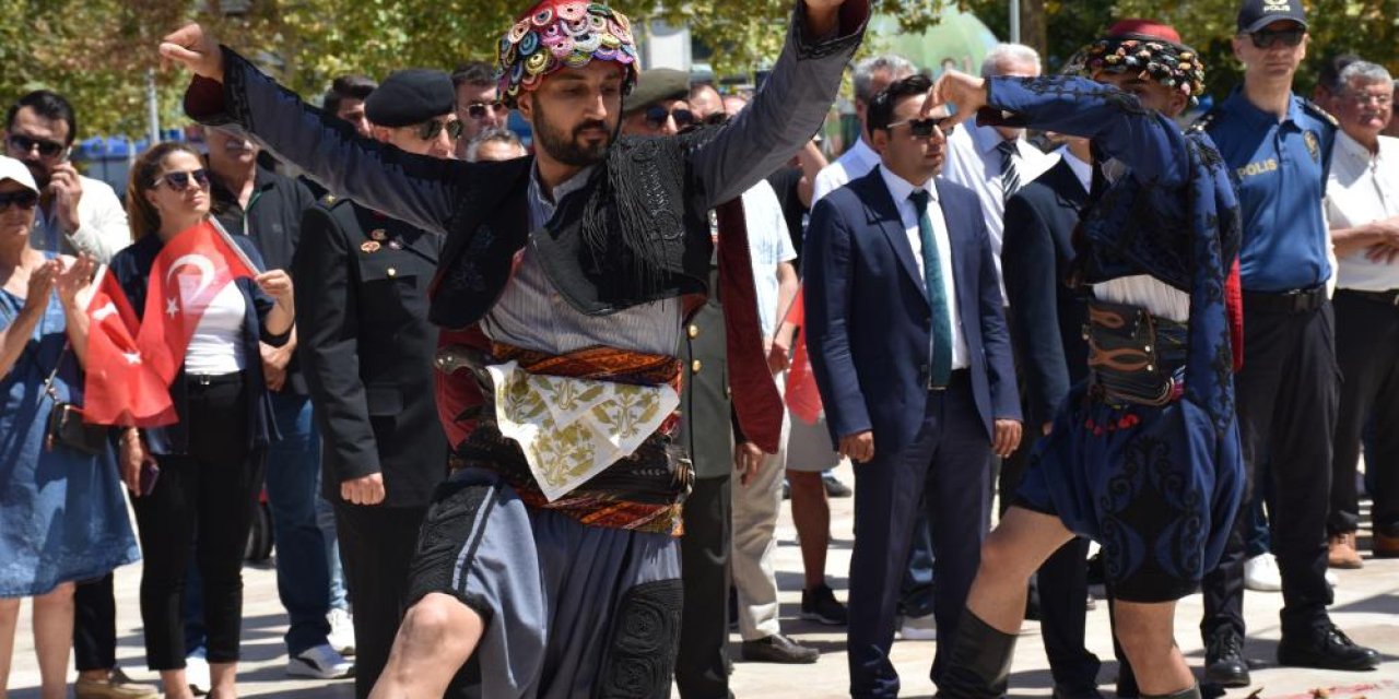 Atatürk'ün Urla'ya gelişinin 97. yılı coşkuyla kutlandı