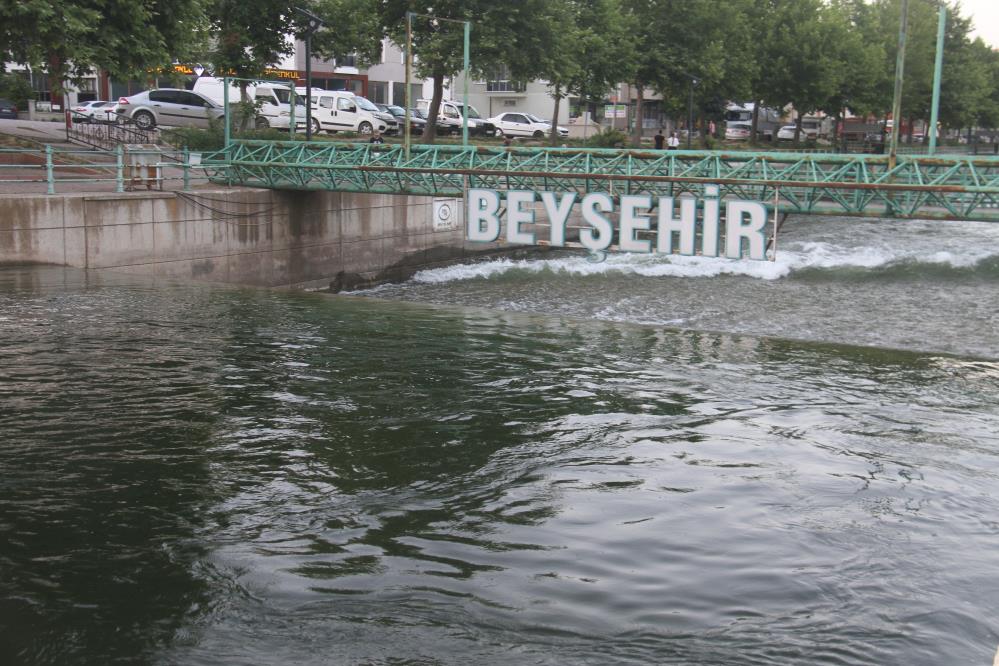 Beyşehir Gölü'nden Konya Ovasına su verilmeye başlandı