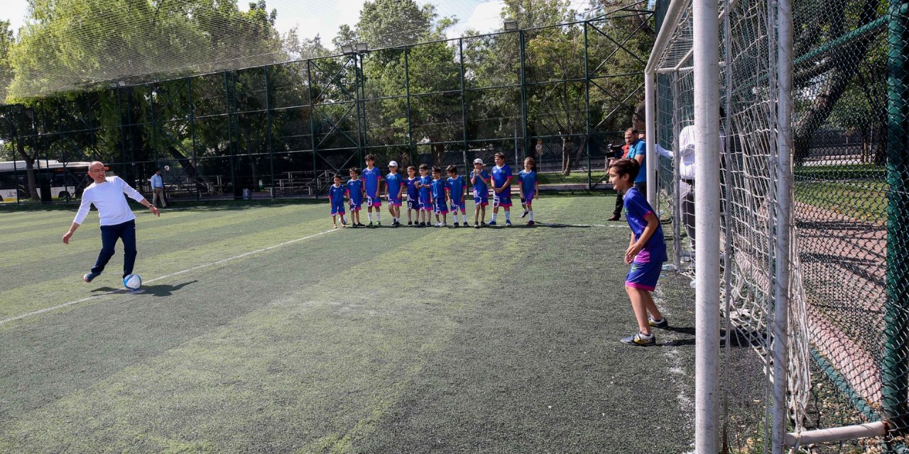 Başkan Kavuş’tan, Yaz Spor Okulu Öğrencilerine Sürpriz Ziyaret