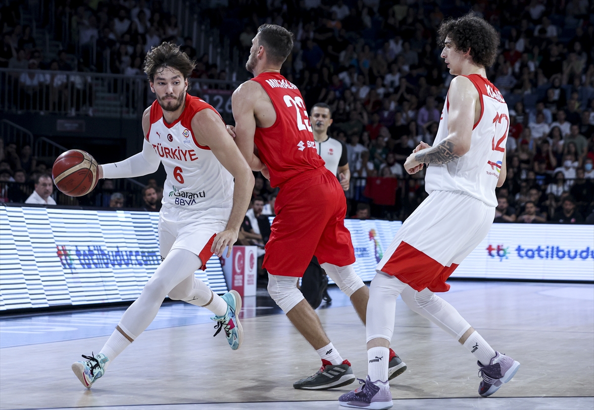 Türkiye: 94 - Polonya: 78