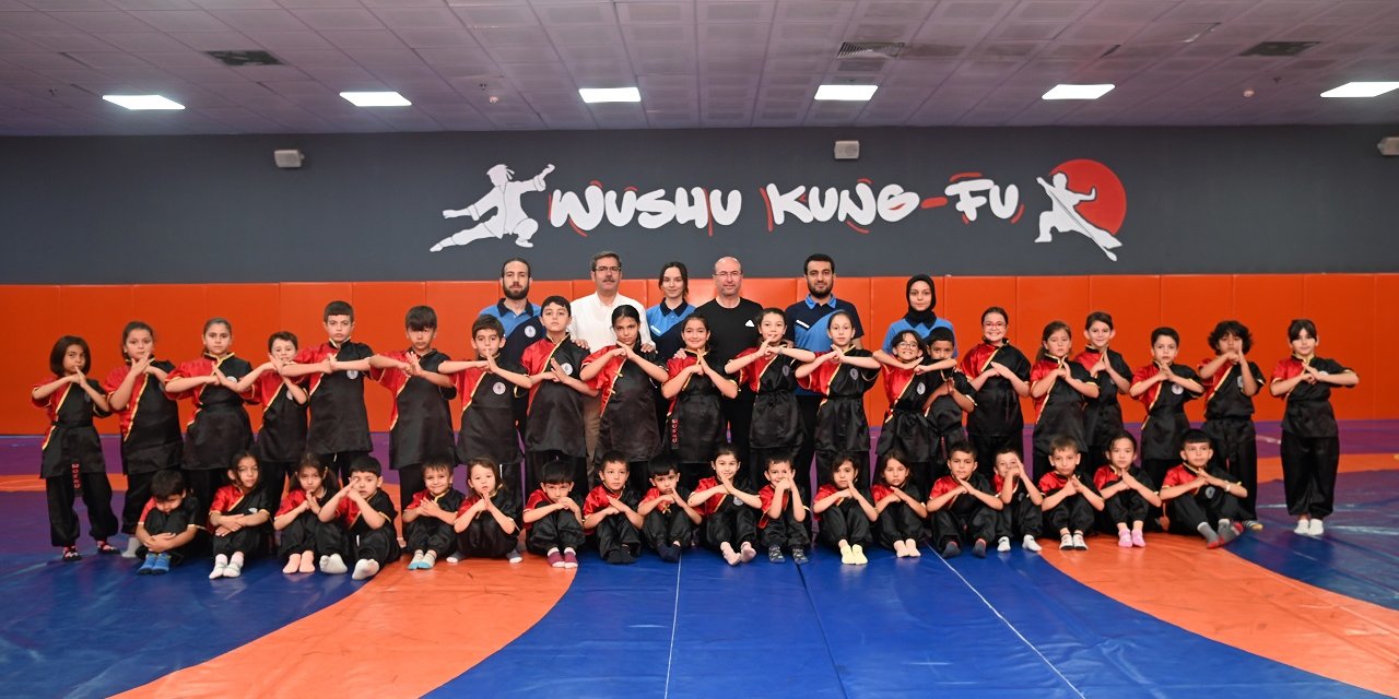 Başkan Pekyatırmacı Yaz Spor Okulları Öğrencilerini Ziyaret Etti