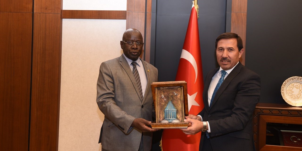 Senegal Ankara Büyükelçisi Gueye’den  Başkan Kılca’ya Ziyaret