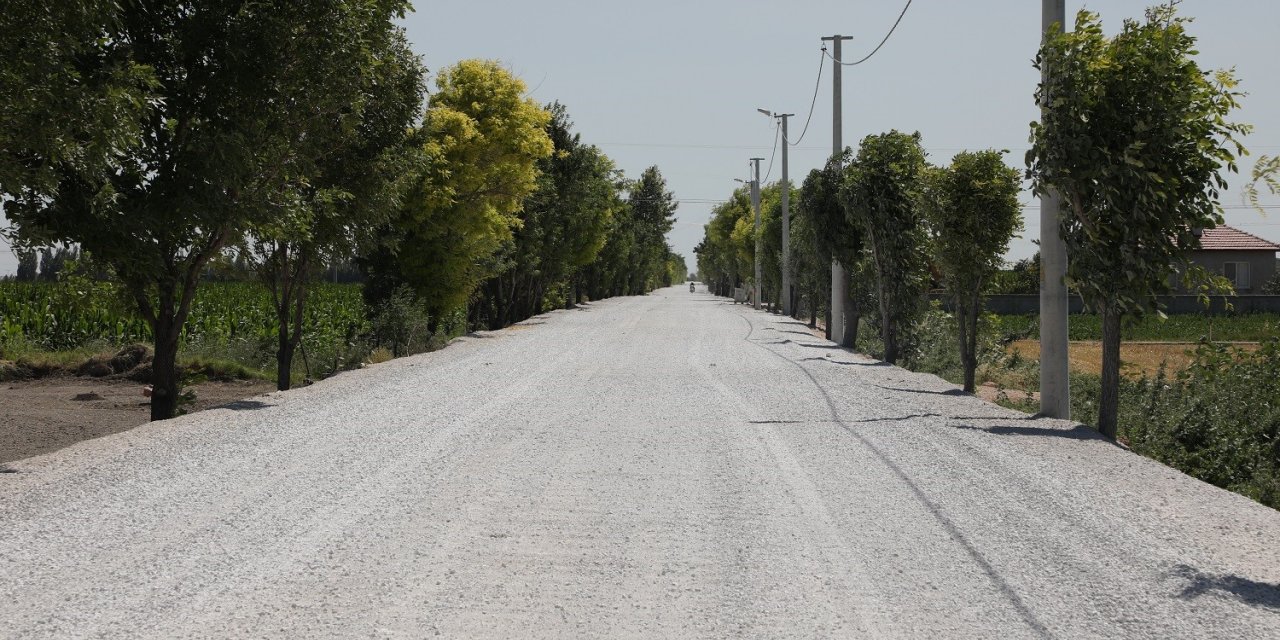 Karatay’ın Yolları Daha Konforlu ve Güvenli Hale Geliyor