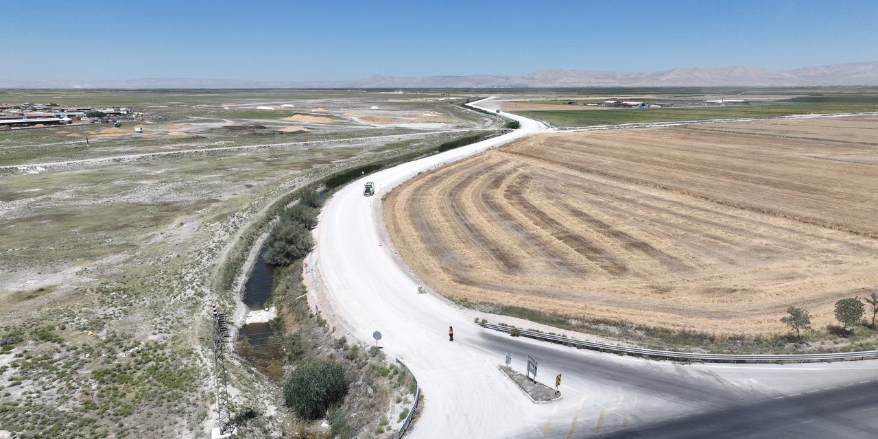 Konya Büyükşehir Bu Bilinen Yolun Standardını Yükseltiyor