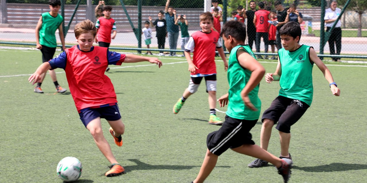 Karatay’da Futbol Turnuvası Başladı