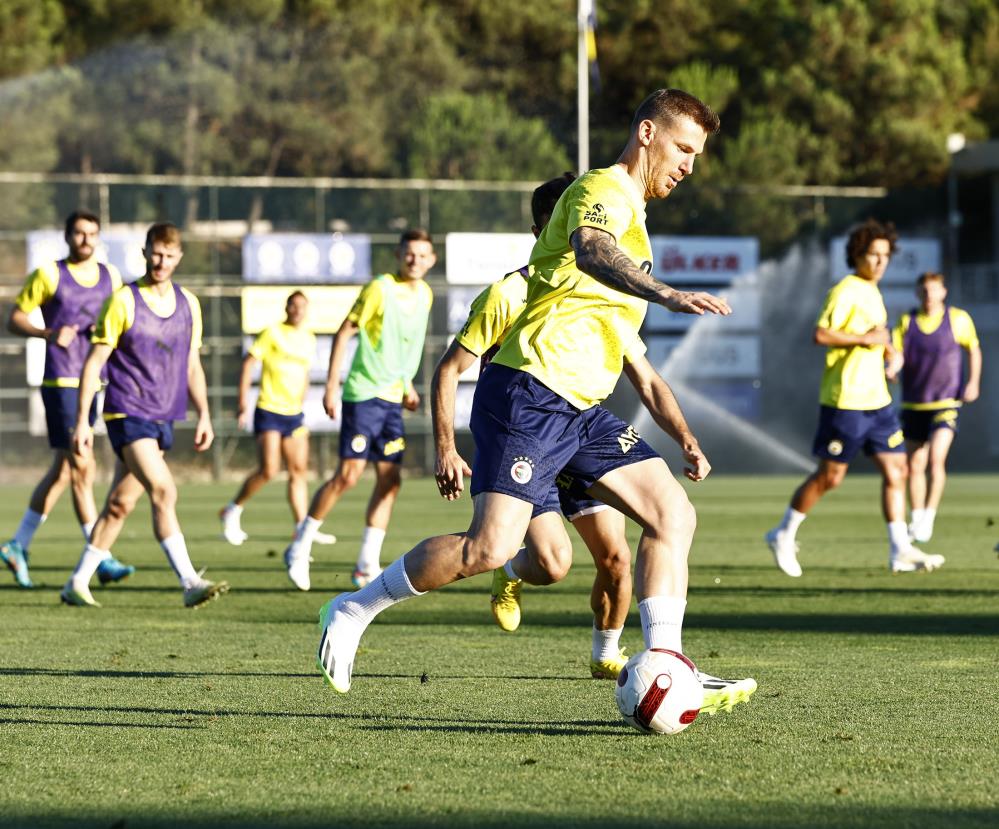 Fenerbahçe, Zimbru maçı hazırlıklarını sürdürdü