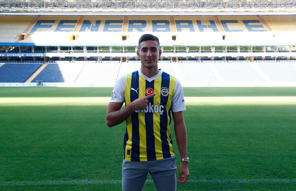 Mert Müldür Fenerbahçe'de