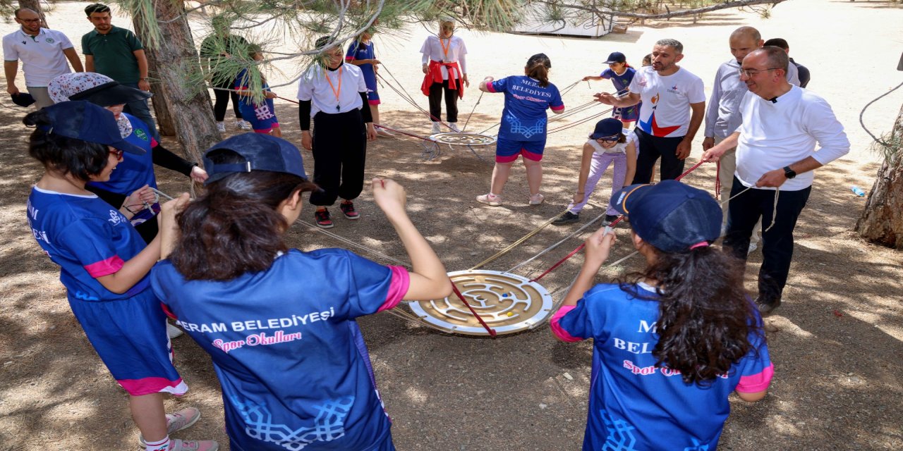 Meram Yaz Spor Okulu Öğrencileri Genç KOMEK Oyun Kampında