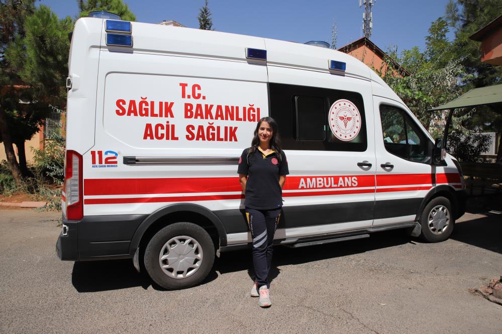 2 milyonluk şehrin tek kadın ambulans şoförü