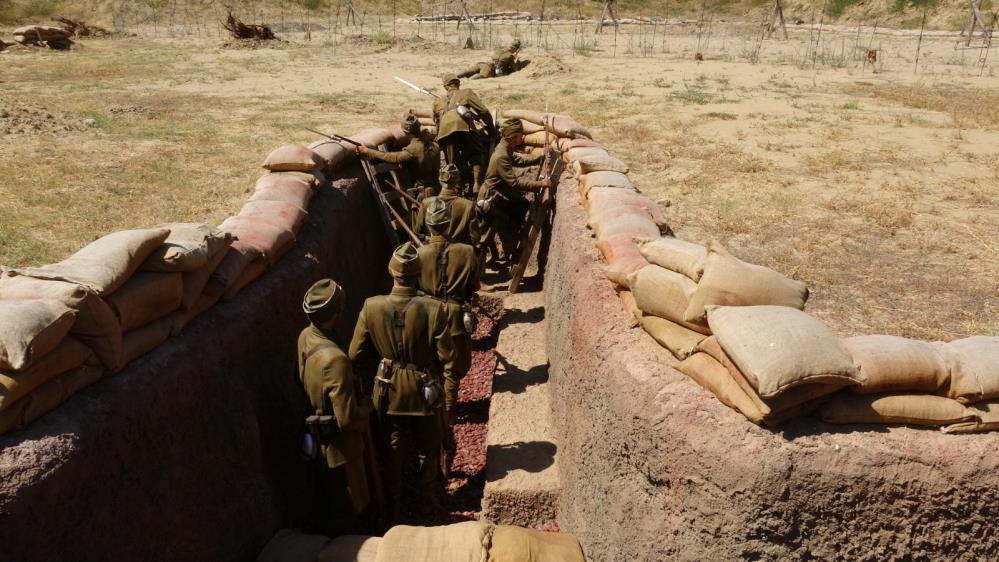 1915 Siper Canlandırması Alanı'nda ziyaretçiler Çanakkale ruhunu yaşıyor