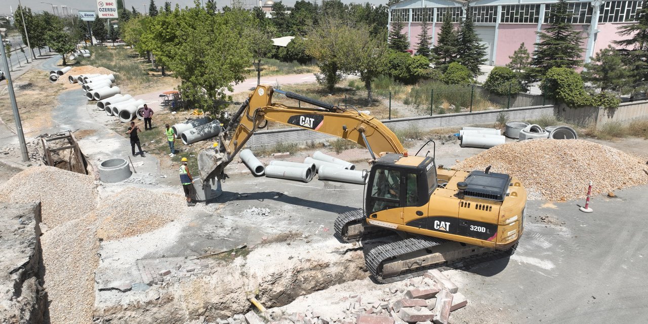 Konya Büyükşehir’den Konya Merkez ve 31 İlçede Altyapı Seferberliği