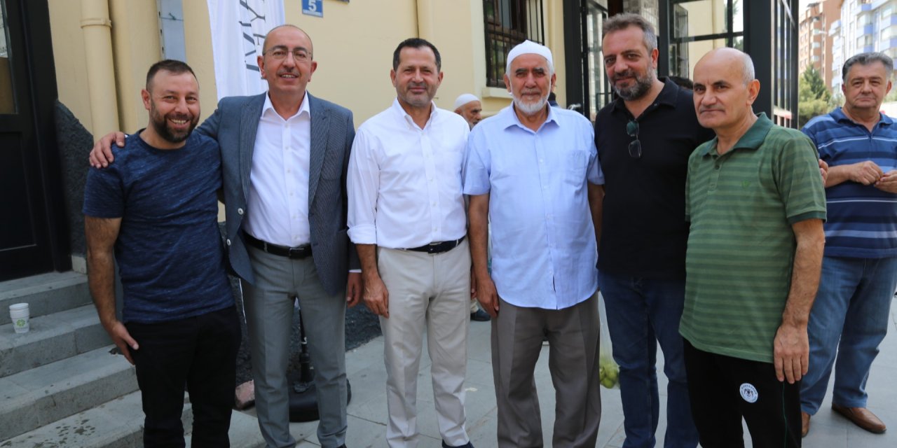 Meram’da Cuma Buluşmaları Geleneği Ara Vermeden Devam Ediyor