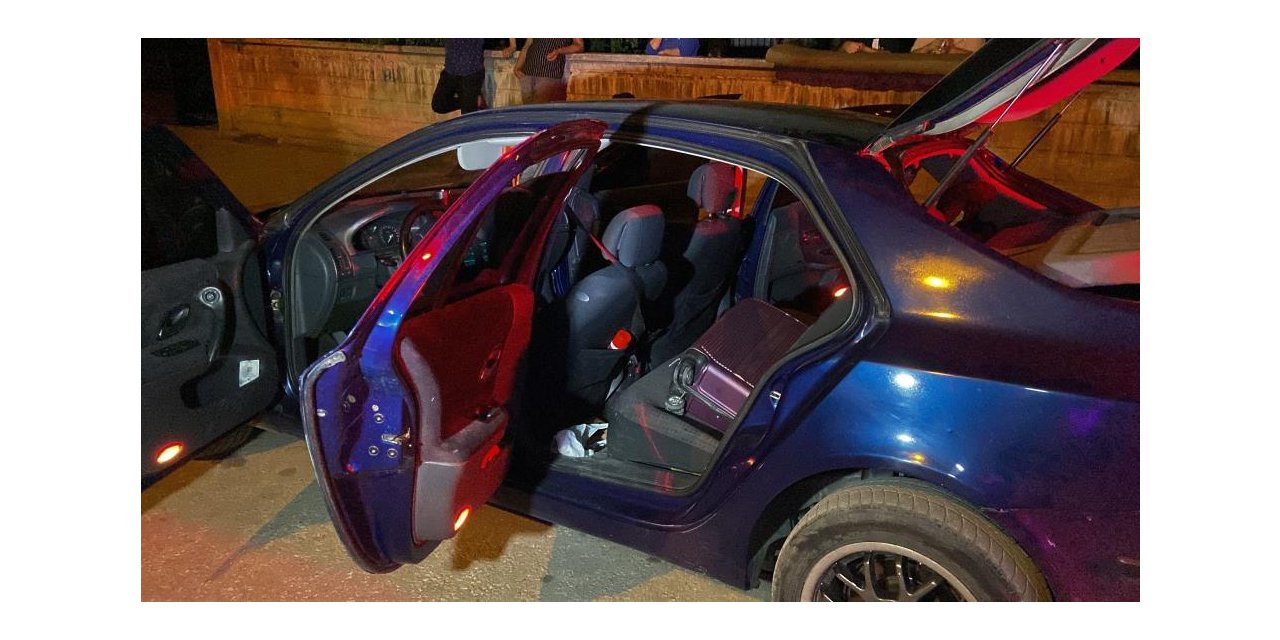 Konya'da şüphe üzerine durdurulan otomobilden cephanelik çıktı