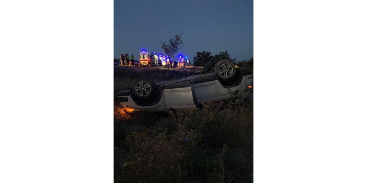 Konya'da 2 otomobil çarpıştı: 8 yaralı