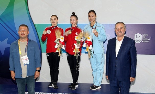 Zirve Türk Cimnastikçilerin