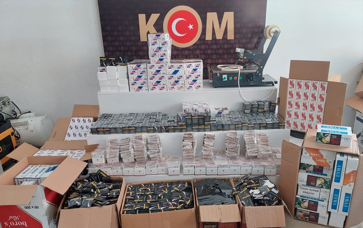 Konya'da Tütün Kaçakçılığı Operasyonunda 3 Şüpheli Yakalandı