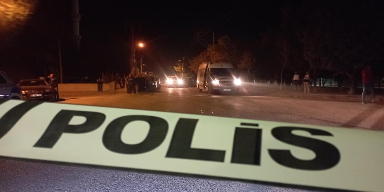 Konya'da Polis Aracına Kurşun Sıktılar