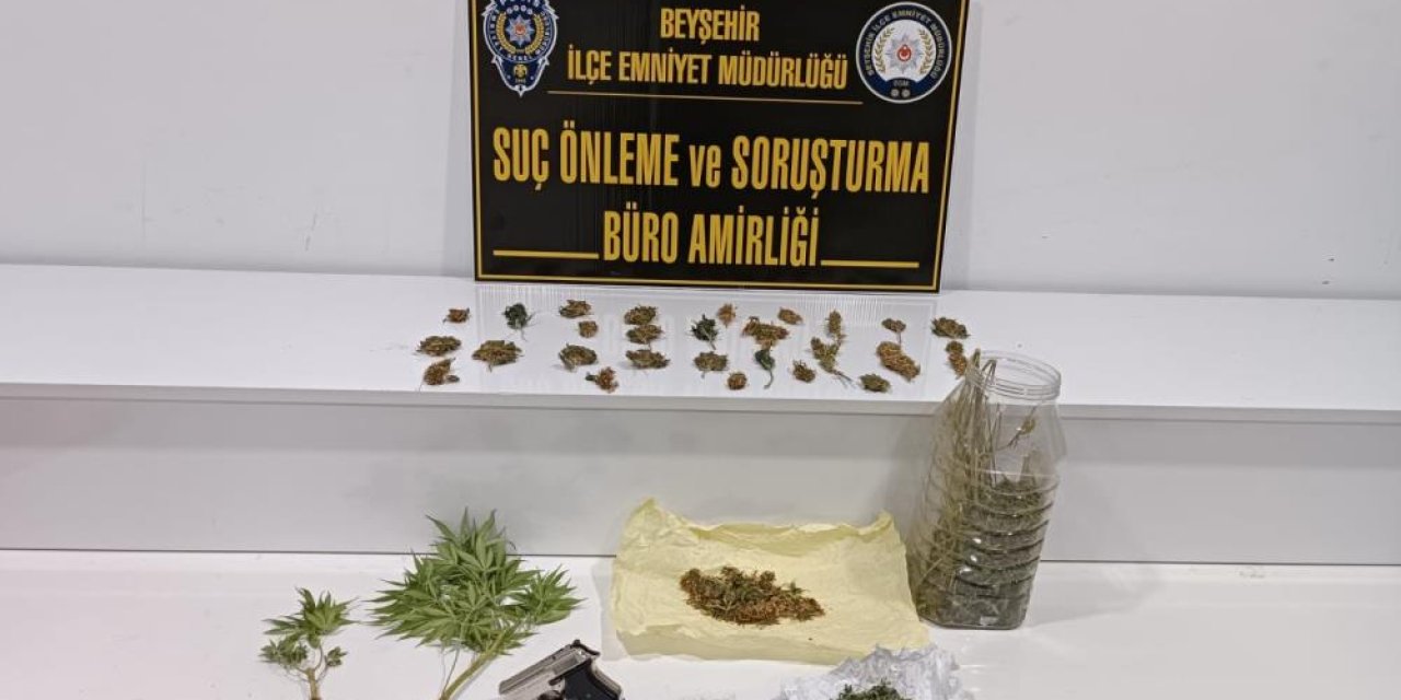 Hırsızlık şüphelisiydi evinden uyuşturucu ve silah çıktı