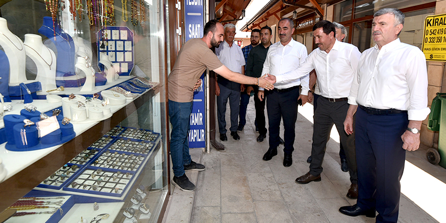 KARATAY’DA KURUM VE ESNAF ZİYARETLERİ DEVAM EDİYOR